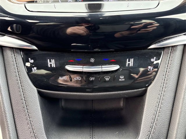 Certified 2024 Cadillac XT6 Premium Luxury w/ Platinum Package image 23