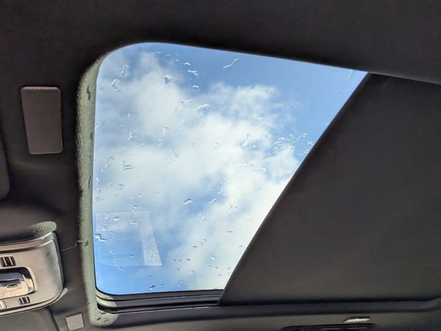 New 2026 GMC Yukon Denali image 19