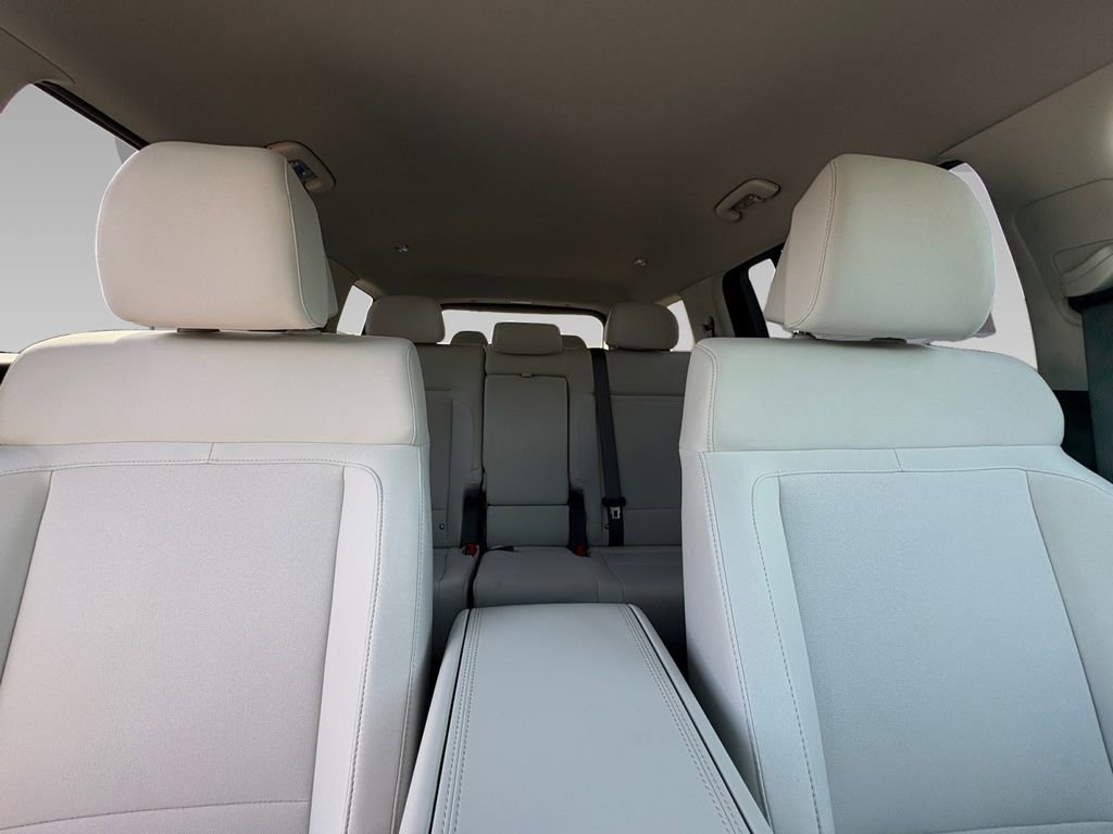 New 2026 Hyundai Santa Fe SE AWD/4WD image 2