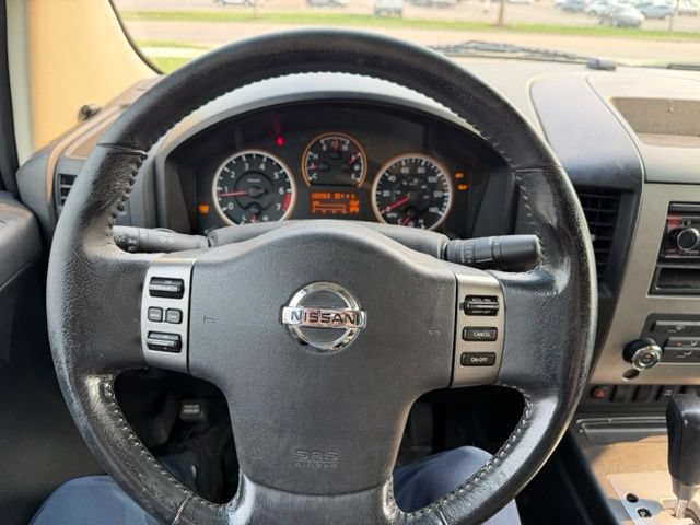 Used 2008 Nissan Titan SE AWD/4WD image 19