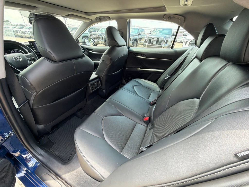 Used 2023 Toyota Camry XLE w/ Navigation Package FWD image 28