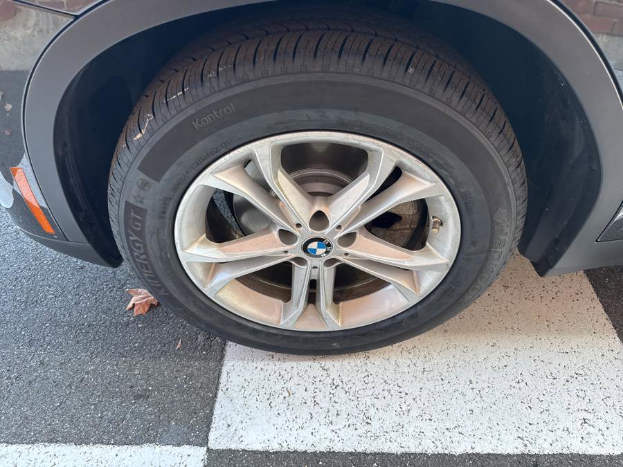 Used 2021 BMW X3 xDrive30i w/ Convenience Package image 11