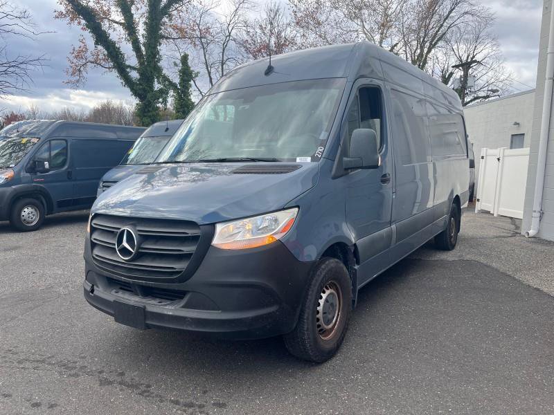Used 2019 Mercedes-Benz Sprinter 170 image 3