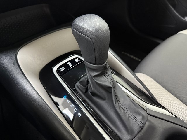 Used 2025 Toyota Corolla LE image 19