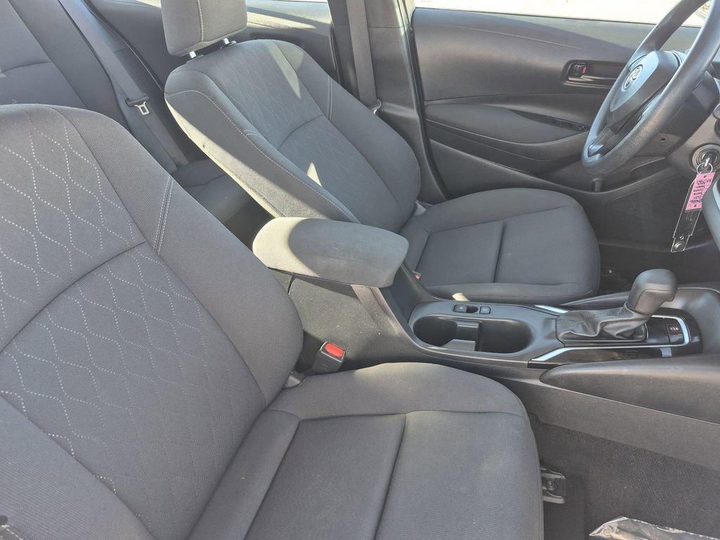 Used 2024 Toyota Corolla LE image 16