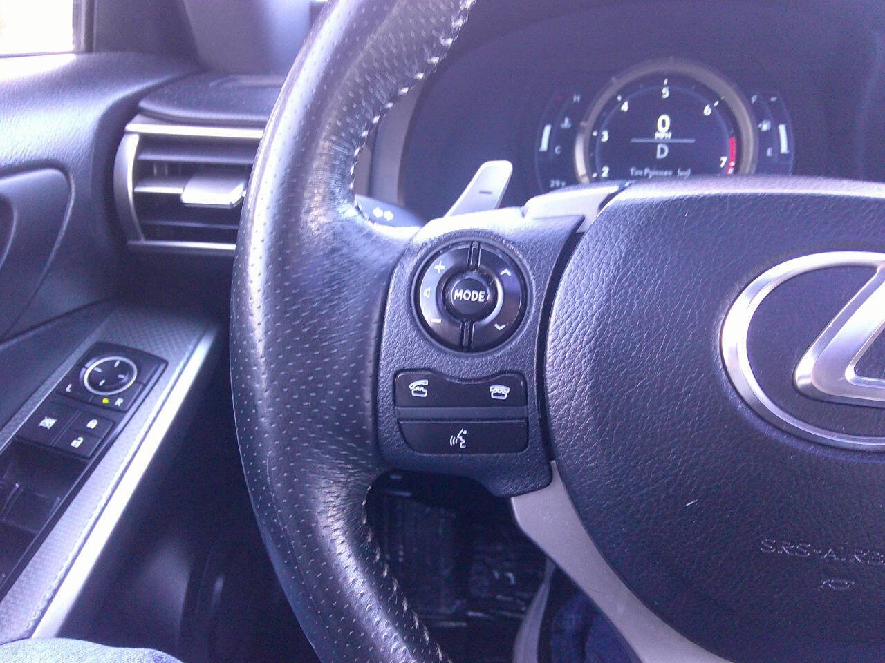 Used 2015 Lexus IS 250 AWD w/ F-Sport Package image 9