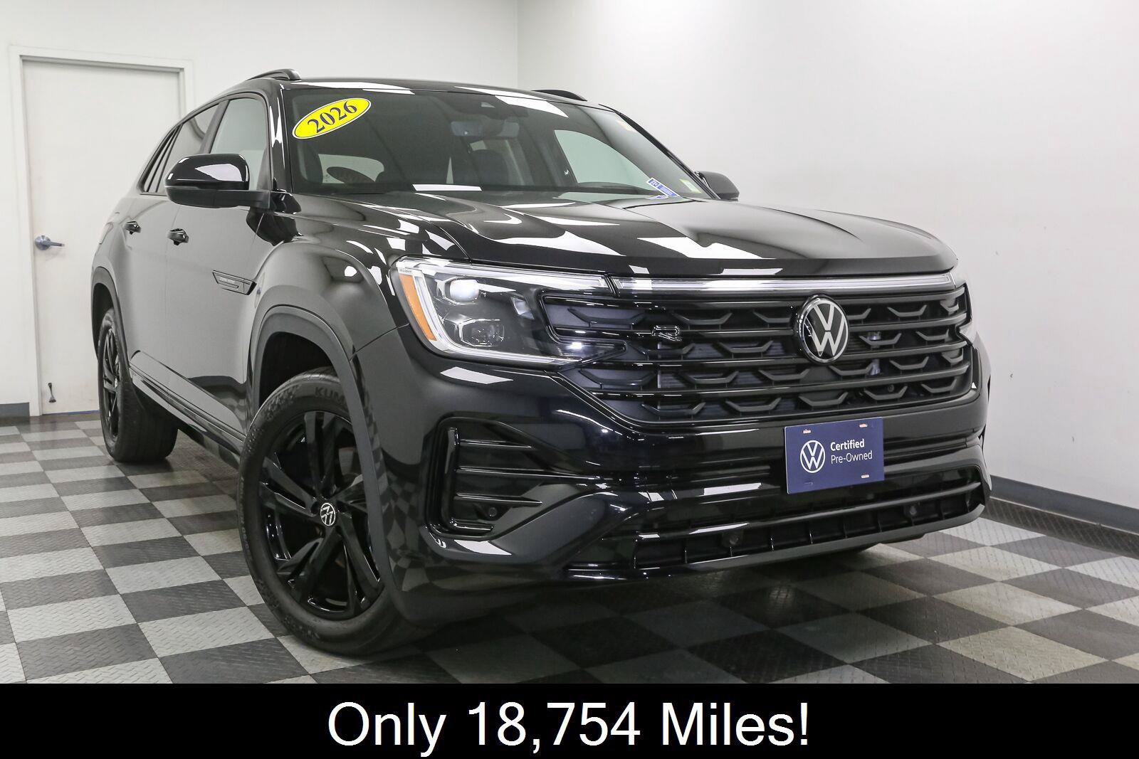 Certified 2026 Volkswagen Atlas Cross Sport SEL R-Line AWD/4WD image 3