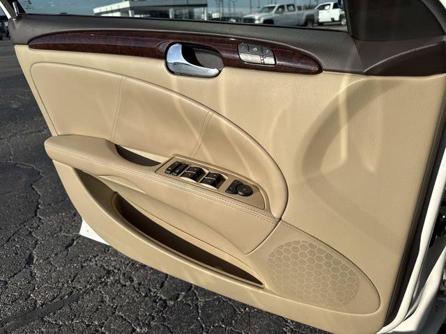Used 2011 Buick Lucerne CXL w/ Driver Confidence Package image 10