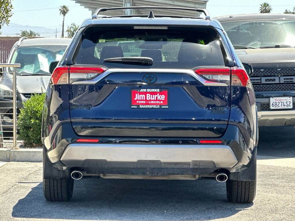 Used 2020 Toyota RAV4 XSE AWD/4WD image 4