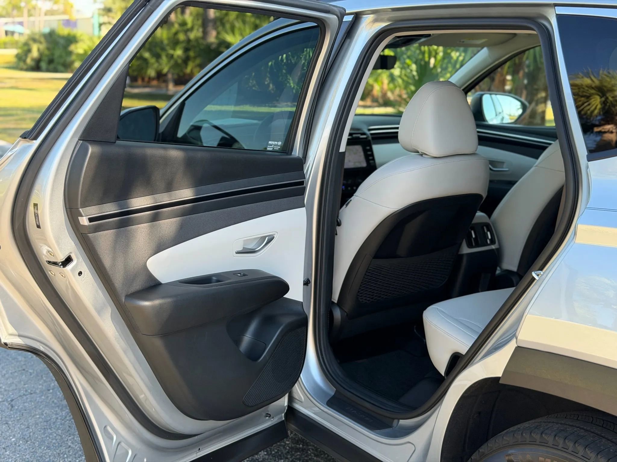 Used 2023 Hyundai Tucson SEL w/ Convenience Package image 17