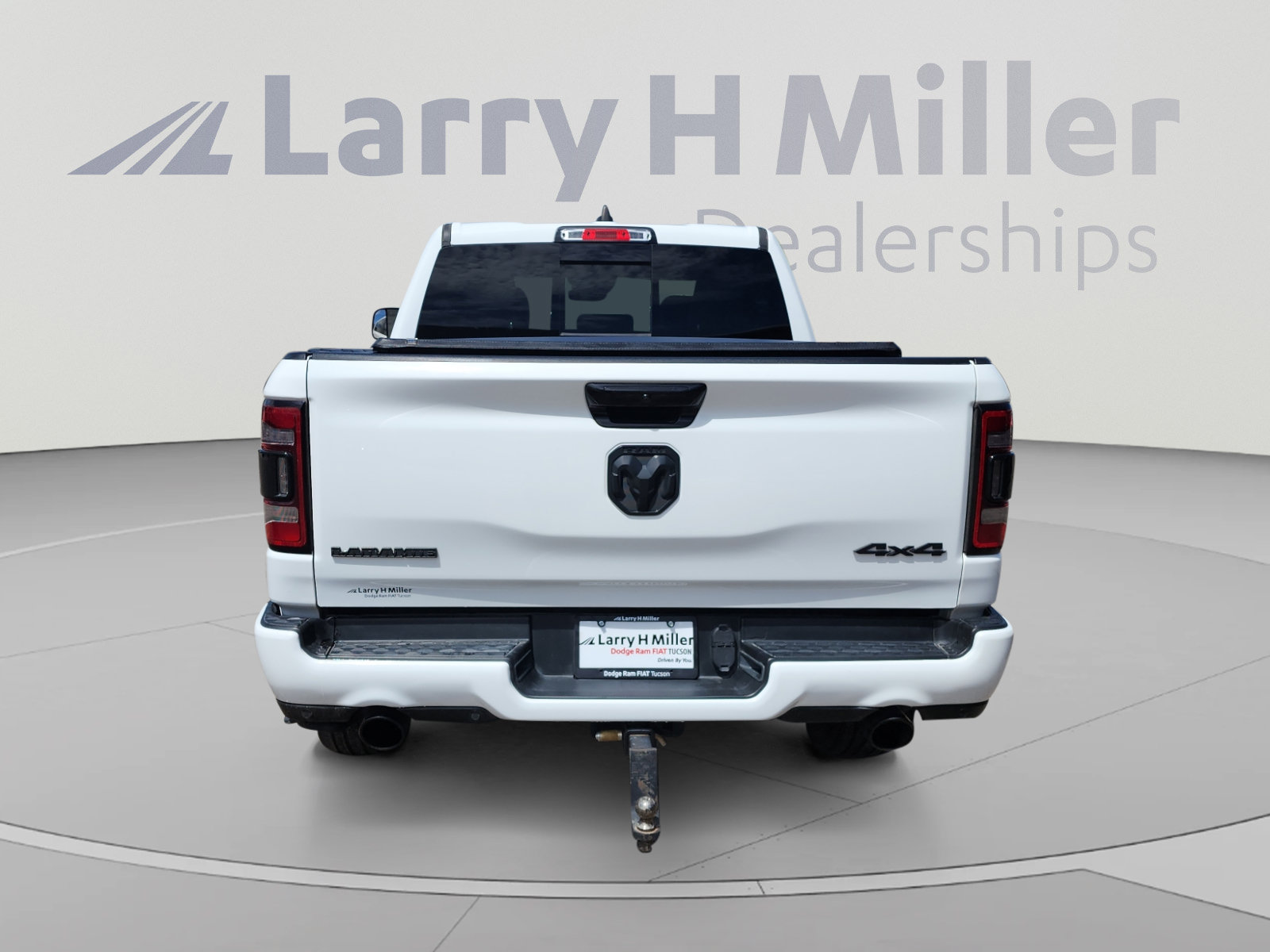 Used 2024 RAM 1500 Laramie AWD/4WD image 4