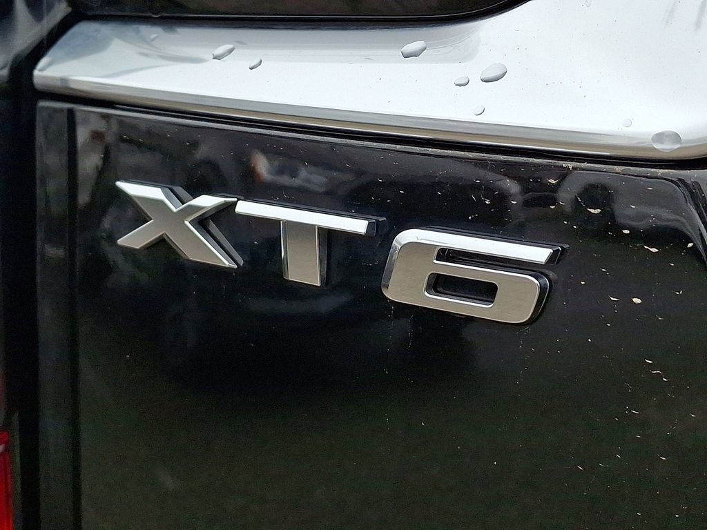 Used 2025 Cadillac XT6 Sport w/ LPO, Red Accent Package image 32