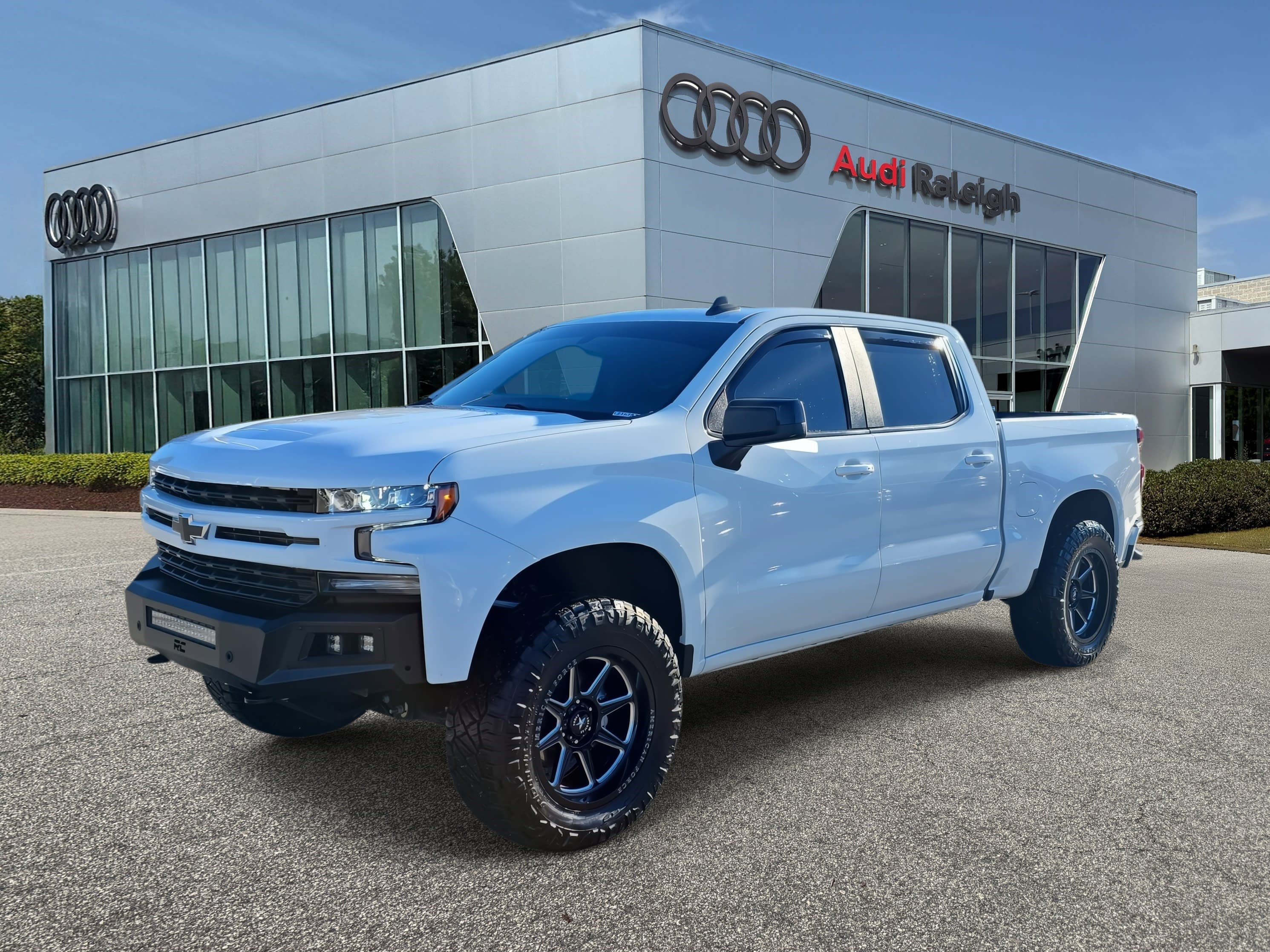 Used 2020 Chevrolet Silverado 1500 RST video 1