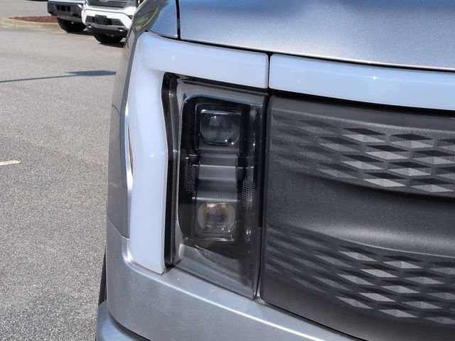 Used 2025 Ford F150 Lightning Flash AWD/4WD image 10