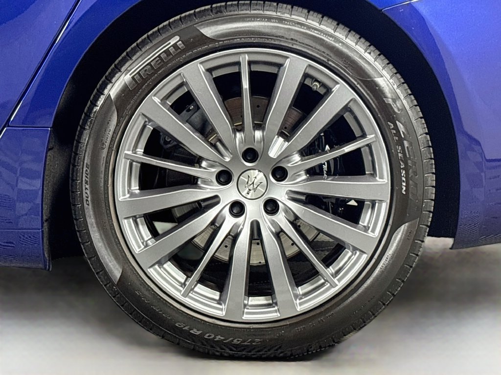 Used 2022 Maserati Ghibli GT RWD image 33