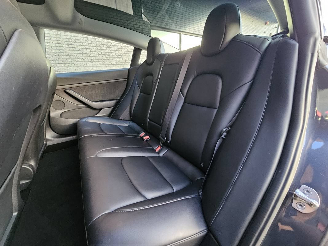Used 2022 Tesla Model 3 Long Range AWD/4WD image 18