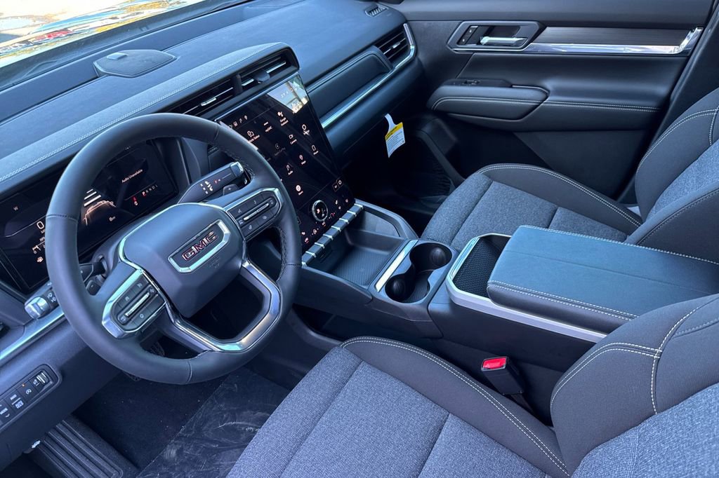 New 2026 GMC Terrain Elevation w/ Black Edition image 8