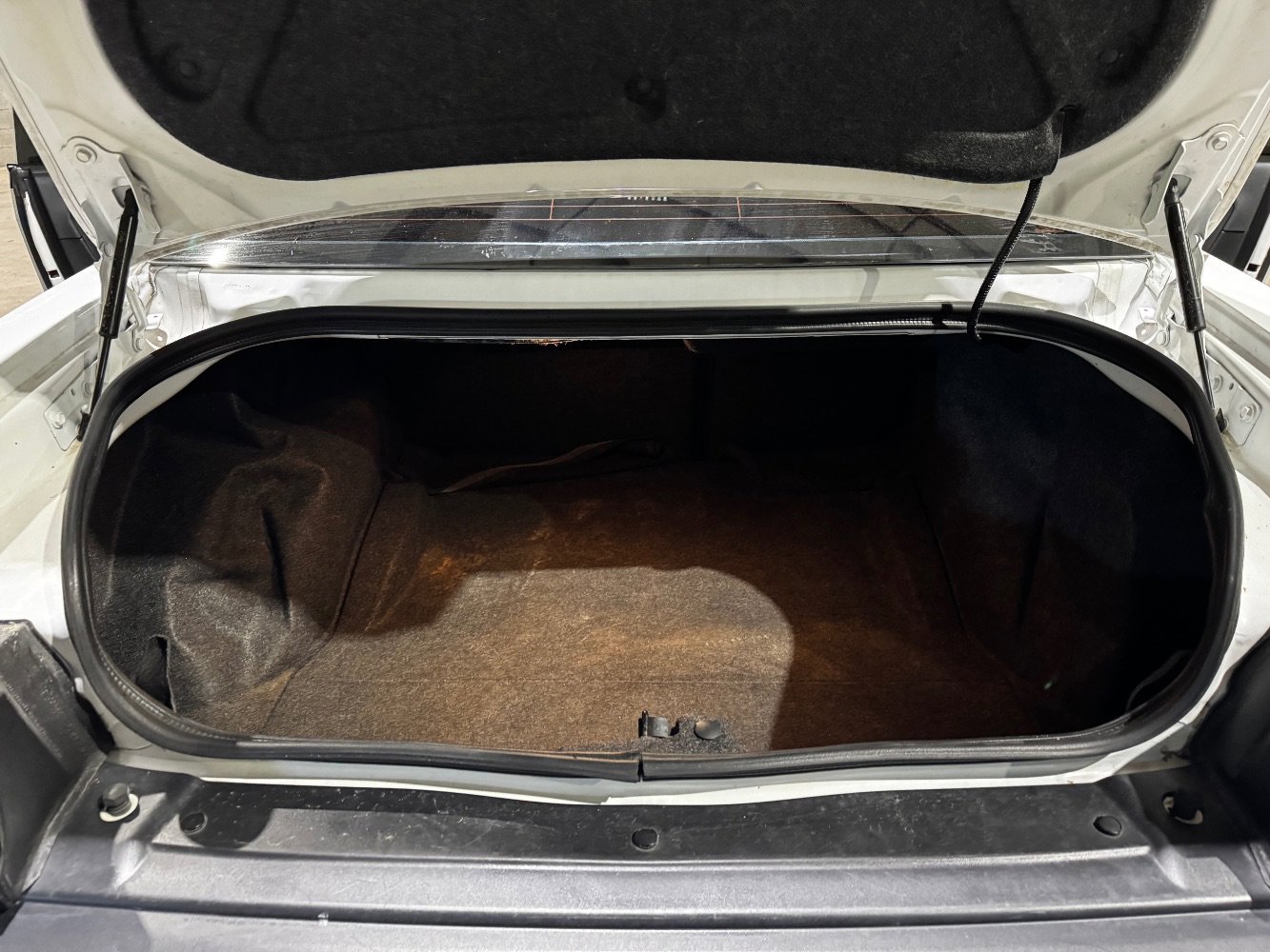 Used 2019 Dodge Challenger SXT RWD image 15