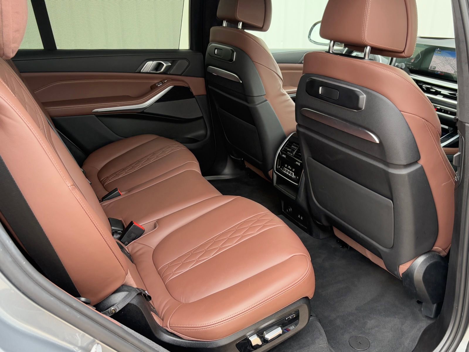 Used 2023 BMW X7 M60i w/ Executive Package AWD/4WD image 44