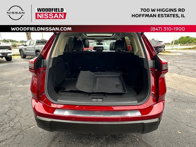 Certified 2025 Nissan Rogue SV w/ SV Premium Package AWD/4WD image 14