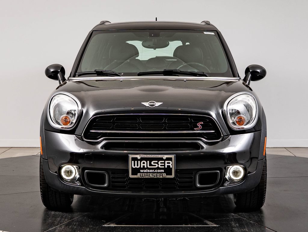 Used 2016 MINI Cooper Countryman S FWD image 2