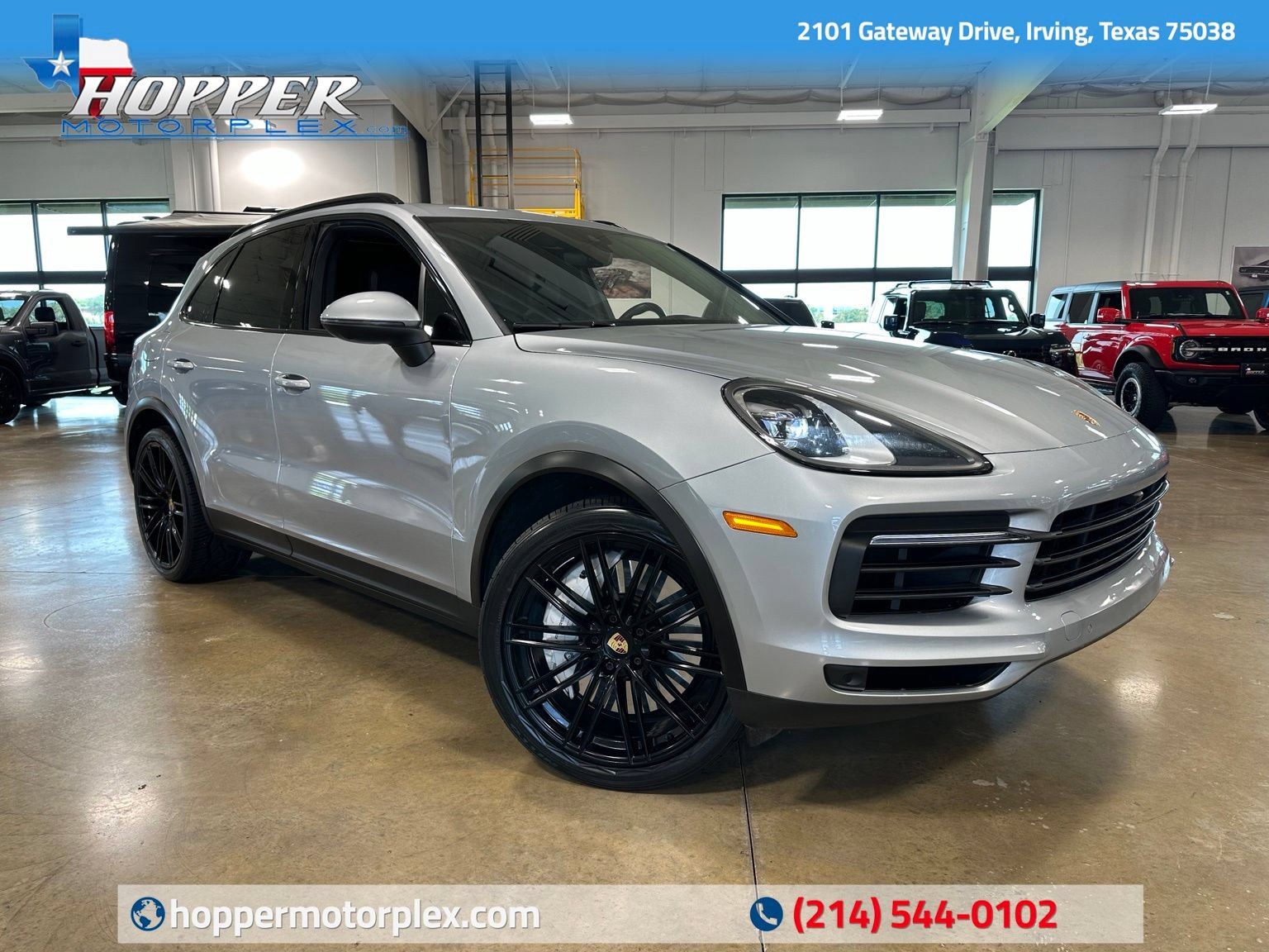 Used 2022 Porsche Cayenne Platinum Edition AWD/4WD image 1