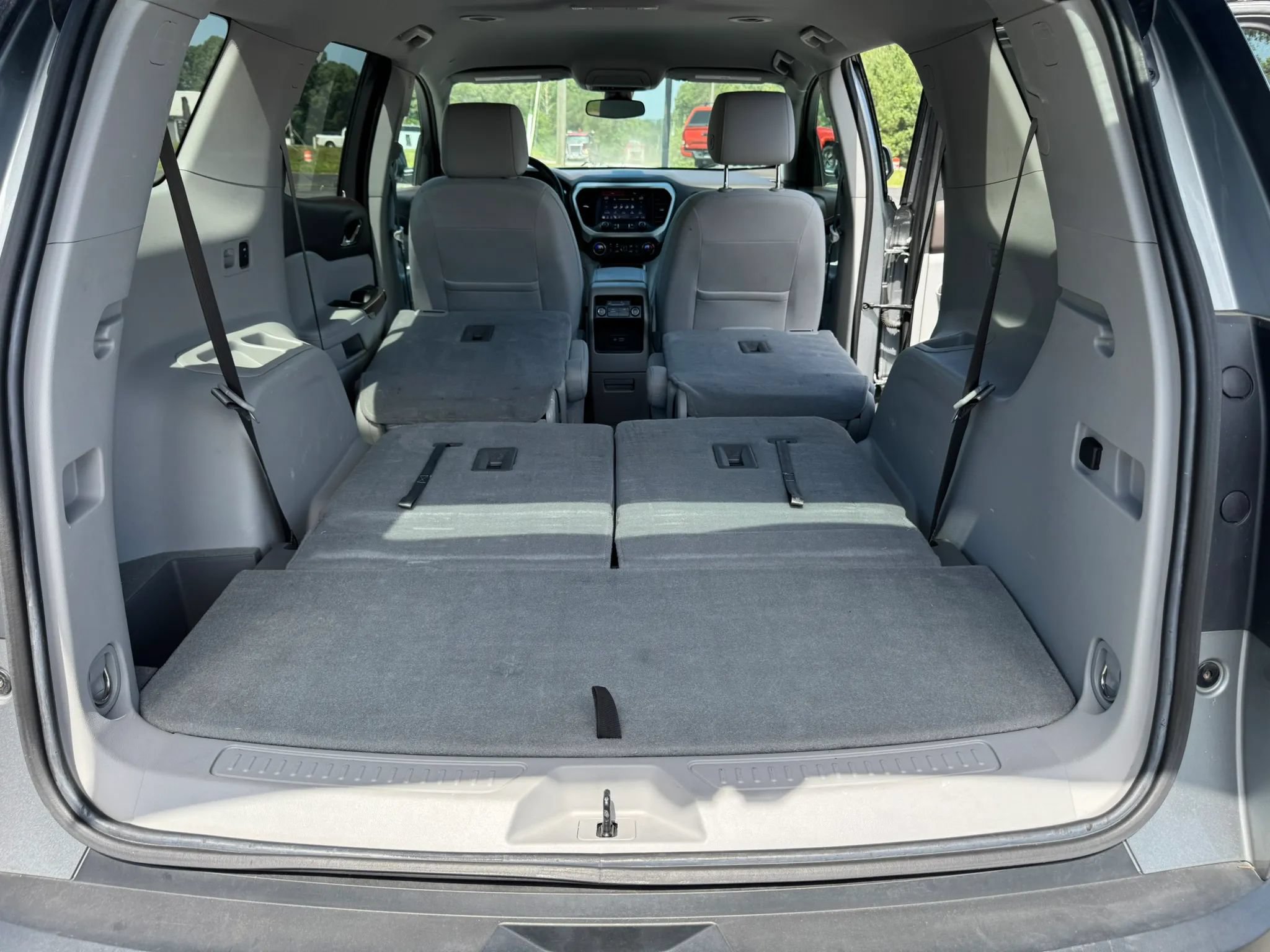 Used 2023 GMC Acadia SLE AWD/4WD image 44