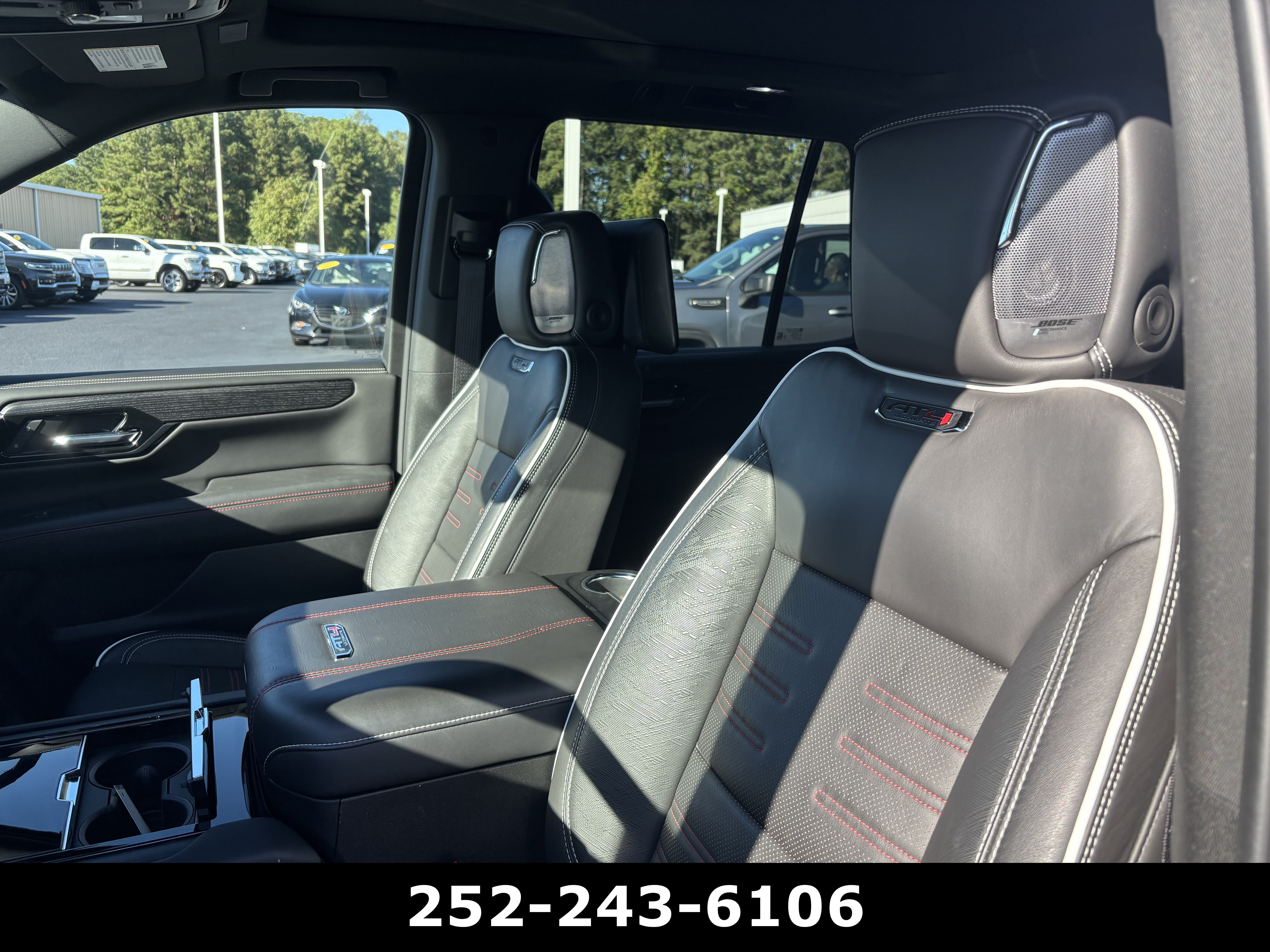 Used 2025 GMC Yukon AT4 Ultimate AWD/4WD image 18