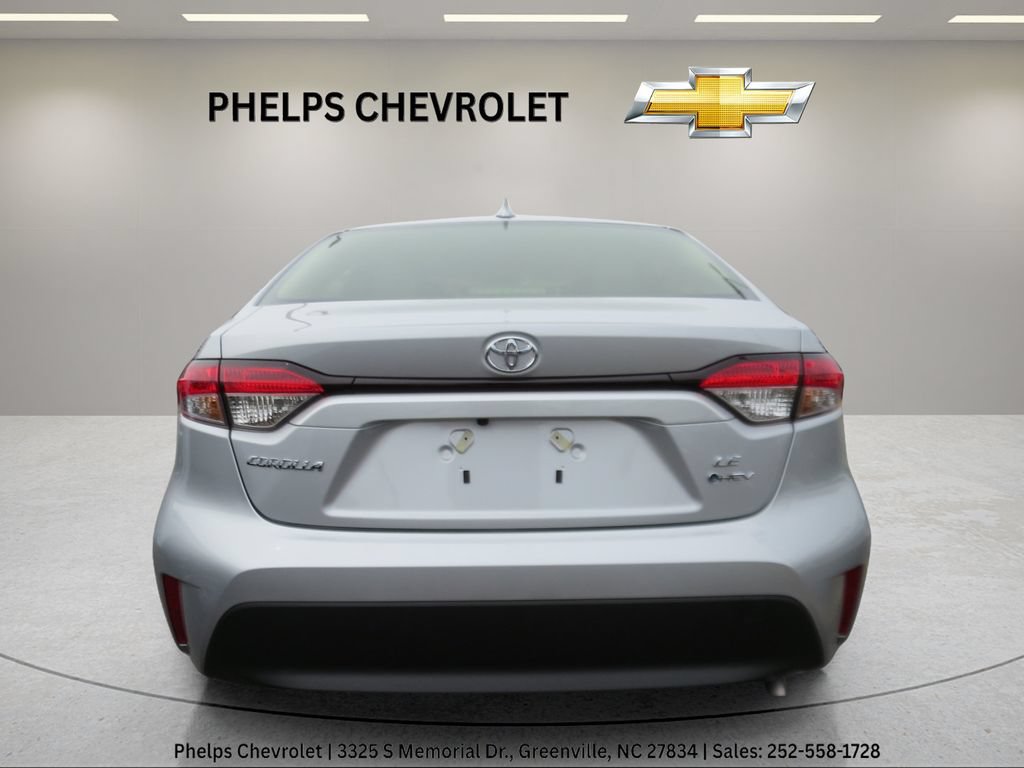 Used 2026 Toyota Corolla LE FWD image 8