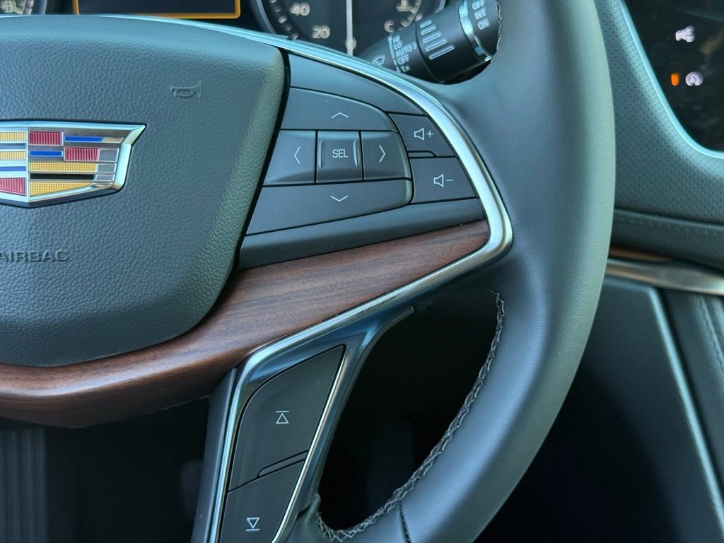 New 2026 Cadillac XT5 Premium Luxury w/ Driver Assist Package FWD image 28