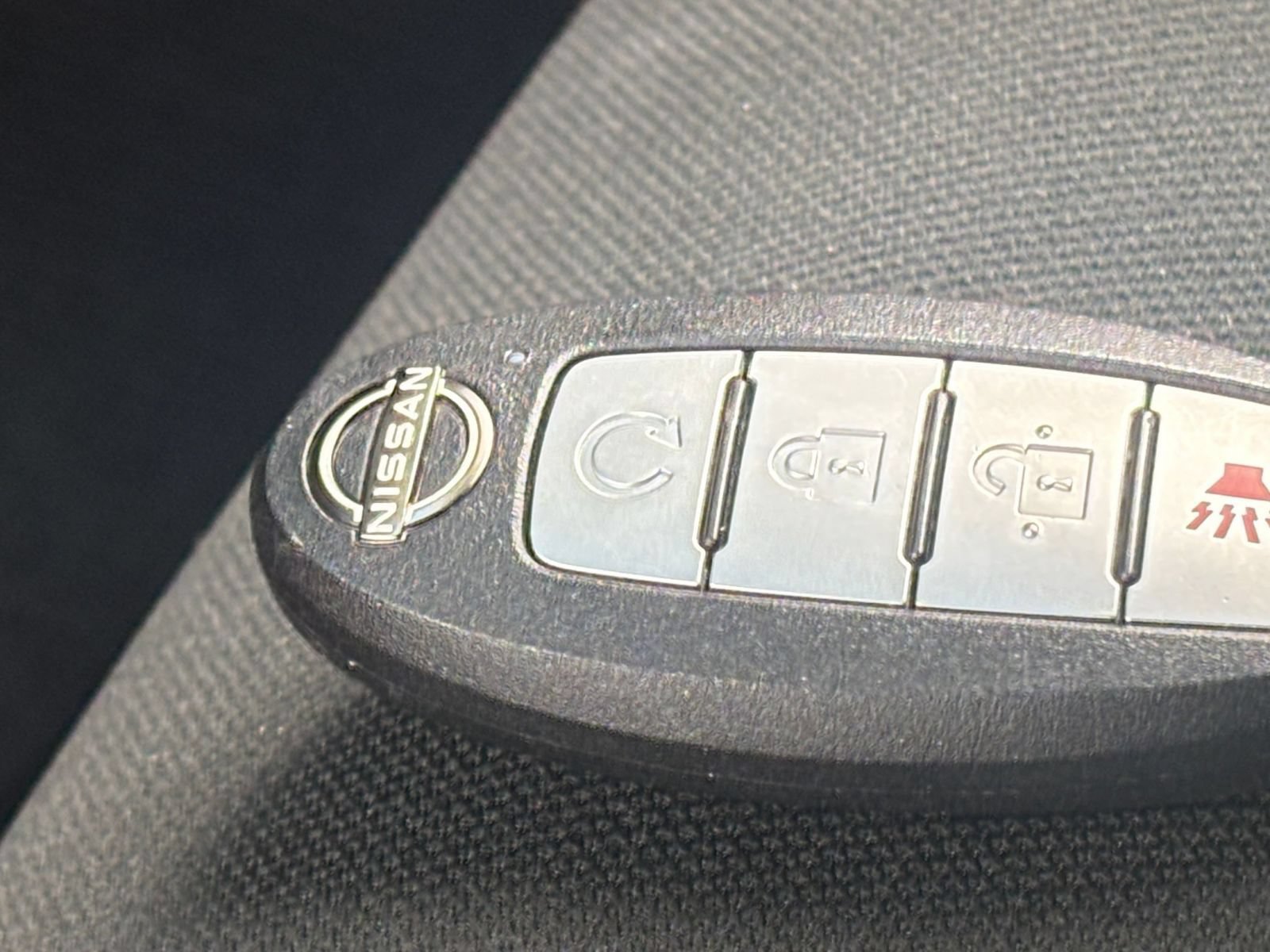 Used 2026 Nissan Frontier PRO-4X AWD/4WD image 24
