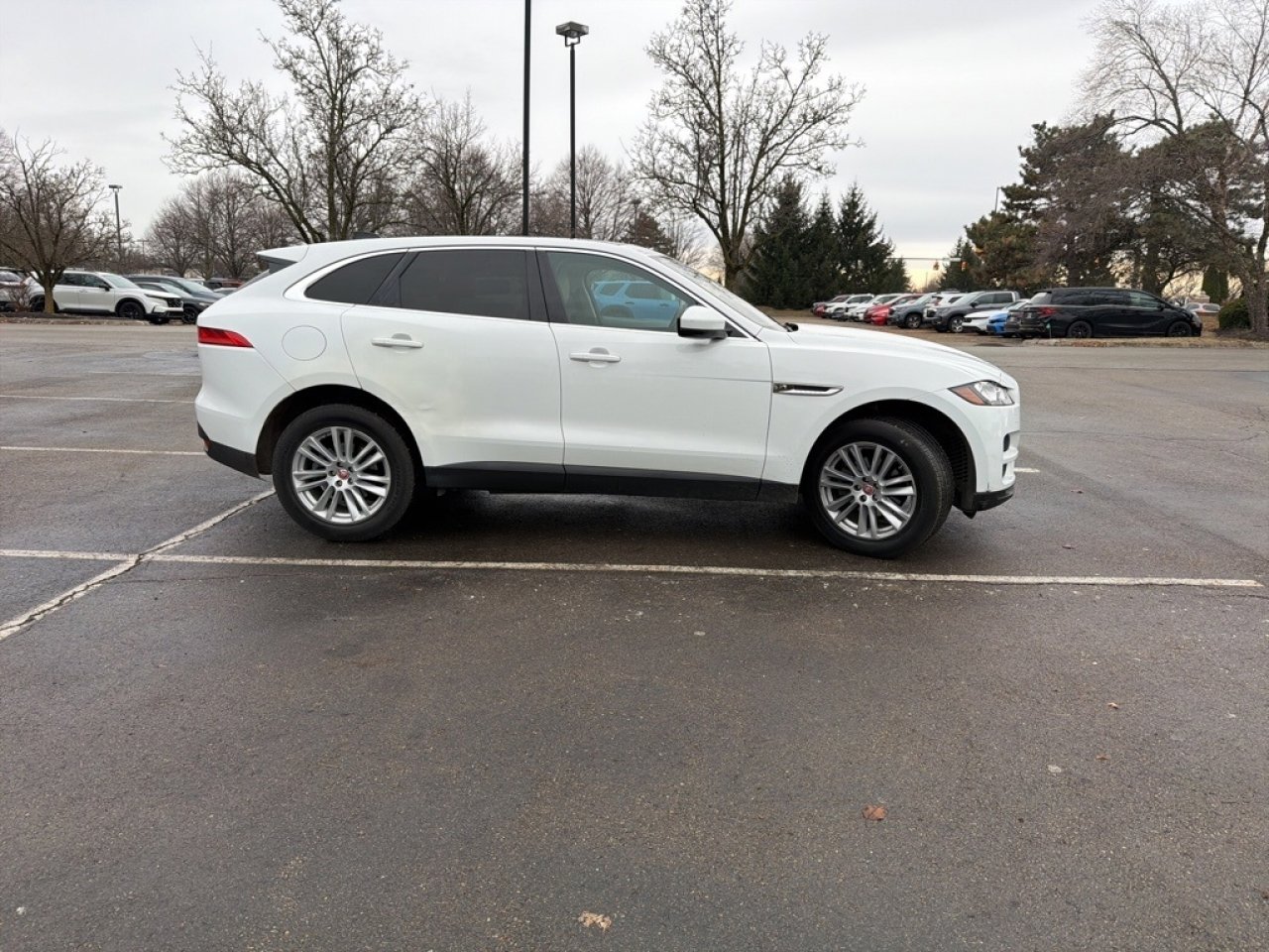 Used 2020 Jaguar F-PACE Prestige image 12