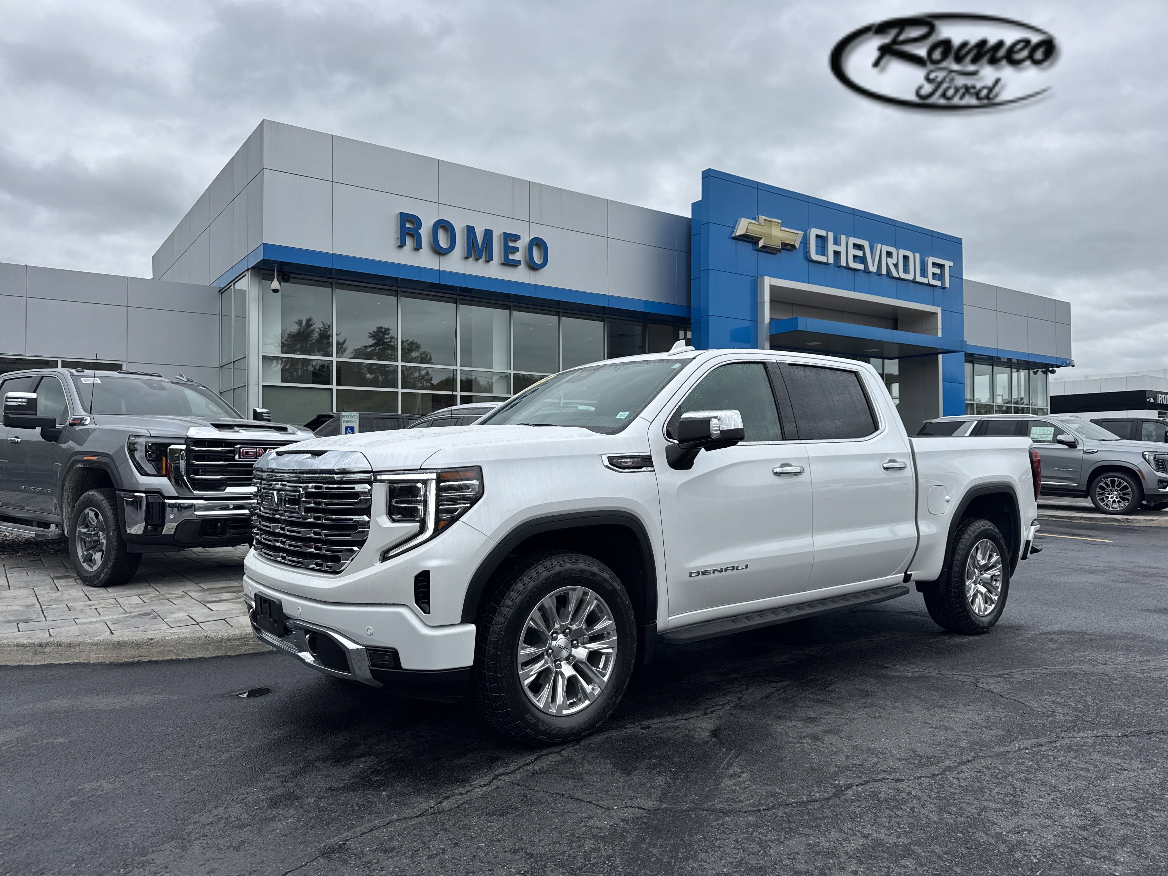 Used 2023 GMC Sierra 1500 Denali w/ Technology Package