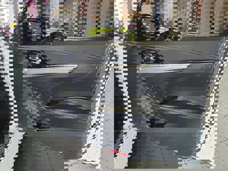 Used 2017 Nissan Maxima 3.5 SV image 13