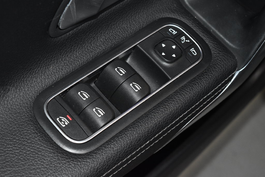 Used 2021 Mercedes-Benz A 220 4MATIC image 6
