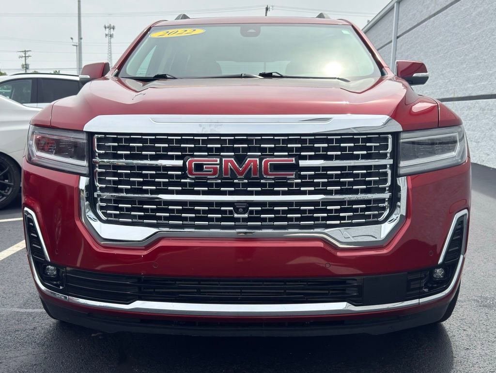 Used 2022 GMC Acadia Denali w/ Denali Ultimate Package FWD image 16