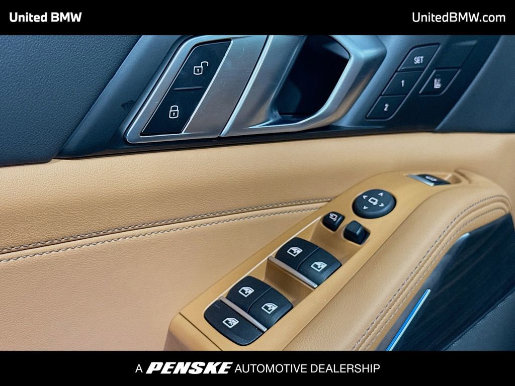 Used 2026 BMW X5 xDrive40i w/ M Sport Package image 3