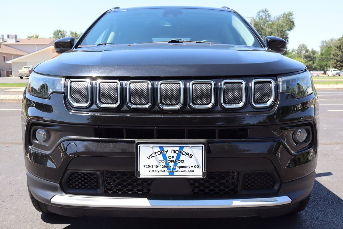 Used 2022 Jeep Compass Limited image 13