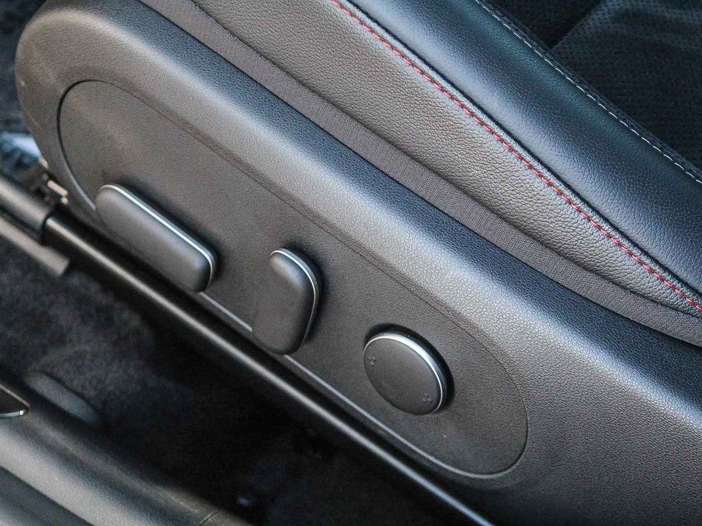 Certified 2025 Hyundai Kona N Line image 24