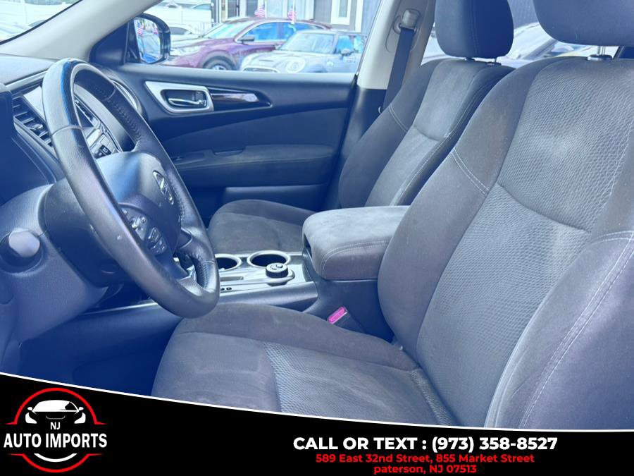 Used 2015 Nissan Pathfinder SV w/ Trailer Tow Package image 14