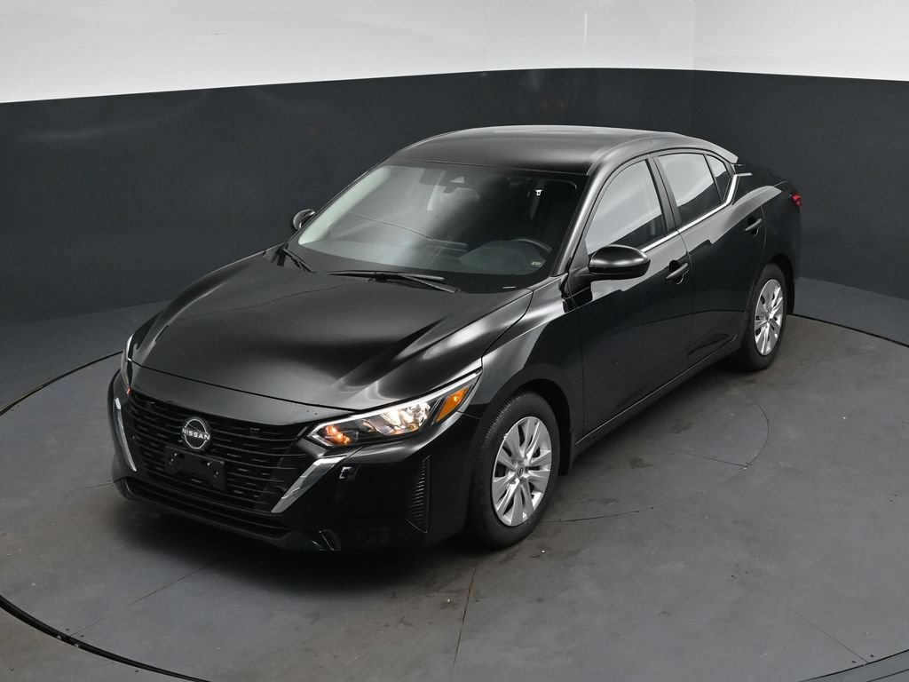 Used 2025 Nissan Sentra S FWD image 30