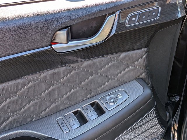 Used 2022 Hyundai Palisade Calligraphy image 9