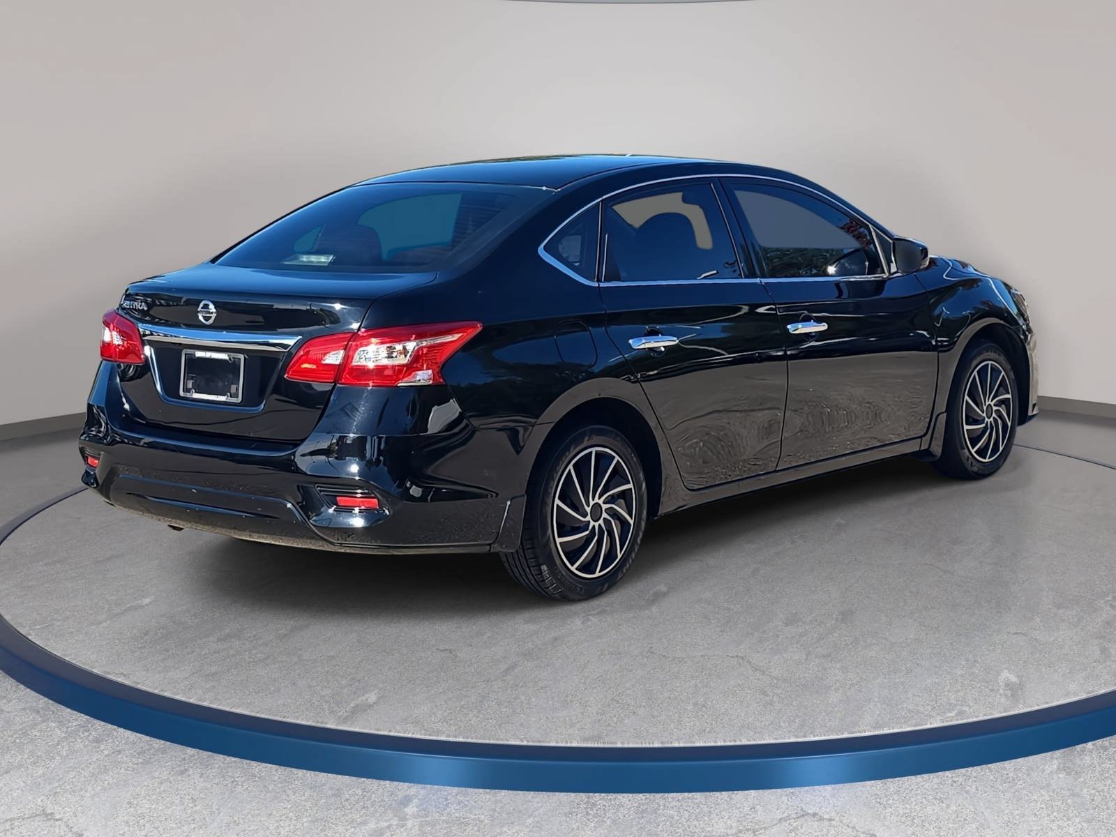 Used 2019 Nissan Sentra S FWD image 5