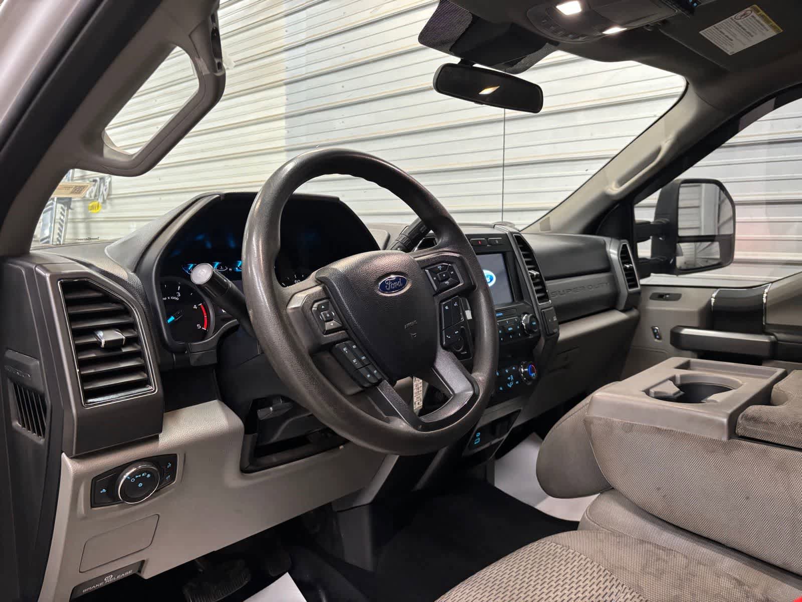 Used 2020 Ford F350 XLT image 10