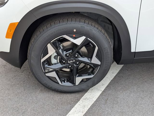 New 2026 Kia Seltos S image 9