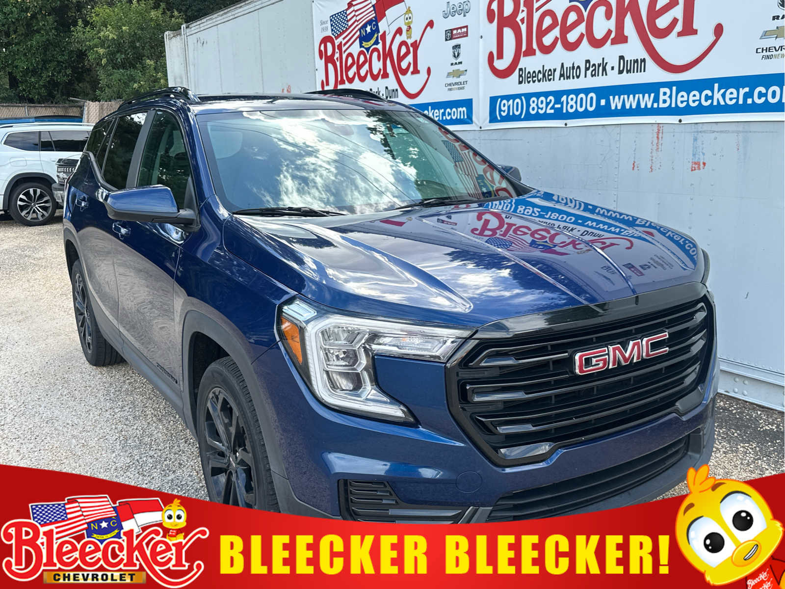 Used 2022 GMC Terrain SLE w/ Driver Convenience Package