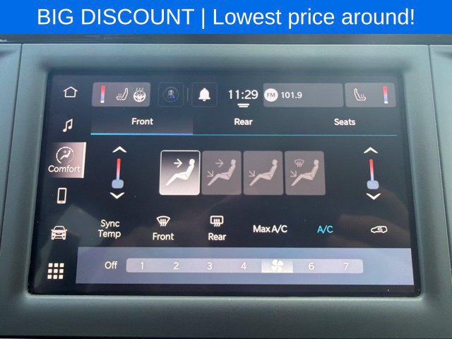 Used 2022 Chrysler Voyager LX FWD image 35