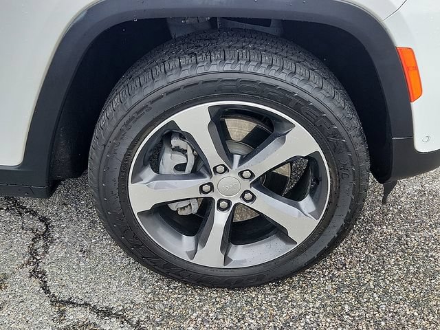 Used 2023 Jeep Grand Cherokee 4WD 4xe w/ Luxury Tech Group II image 8
