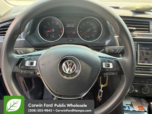 Used 2018 Volkswagen Tiguan S w/ 3rd Row Seat Package AWD/4WD image 14