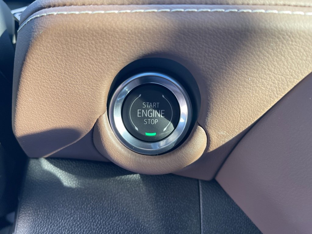 New 2026 Chevrolet Suburban High Country image 21